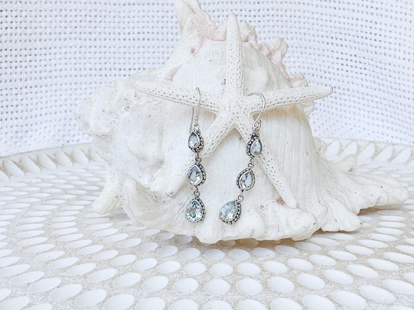 Sterling Silver & Blue Topaz Dias Earrings