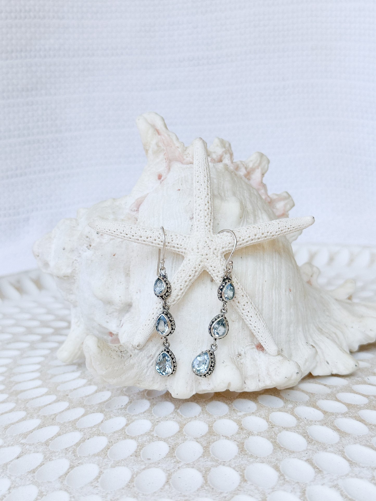Sterling Silver & Blue Topaz Dias Earrings