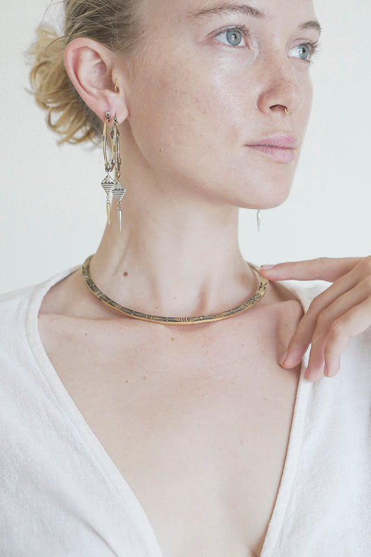 Ambhika Choker