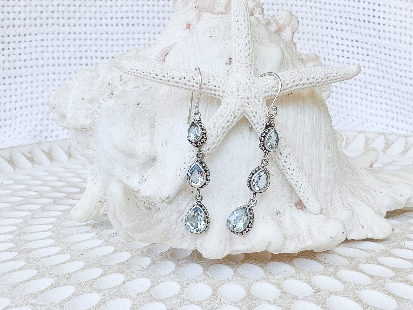 Sterling Silver & Blue Topaz Dias Earrings
