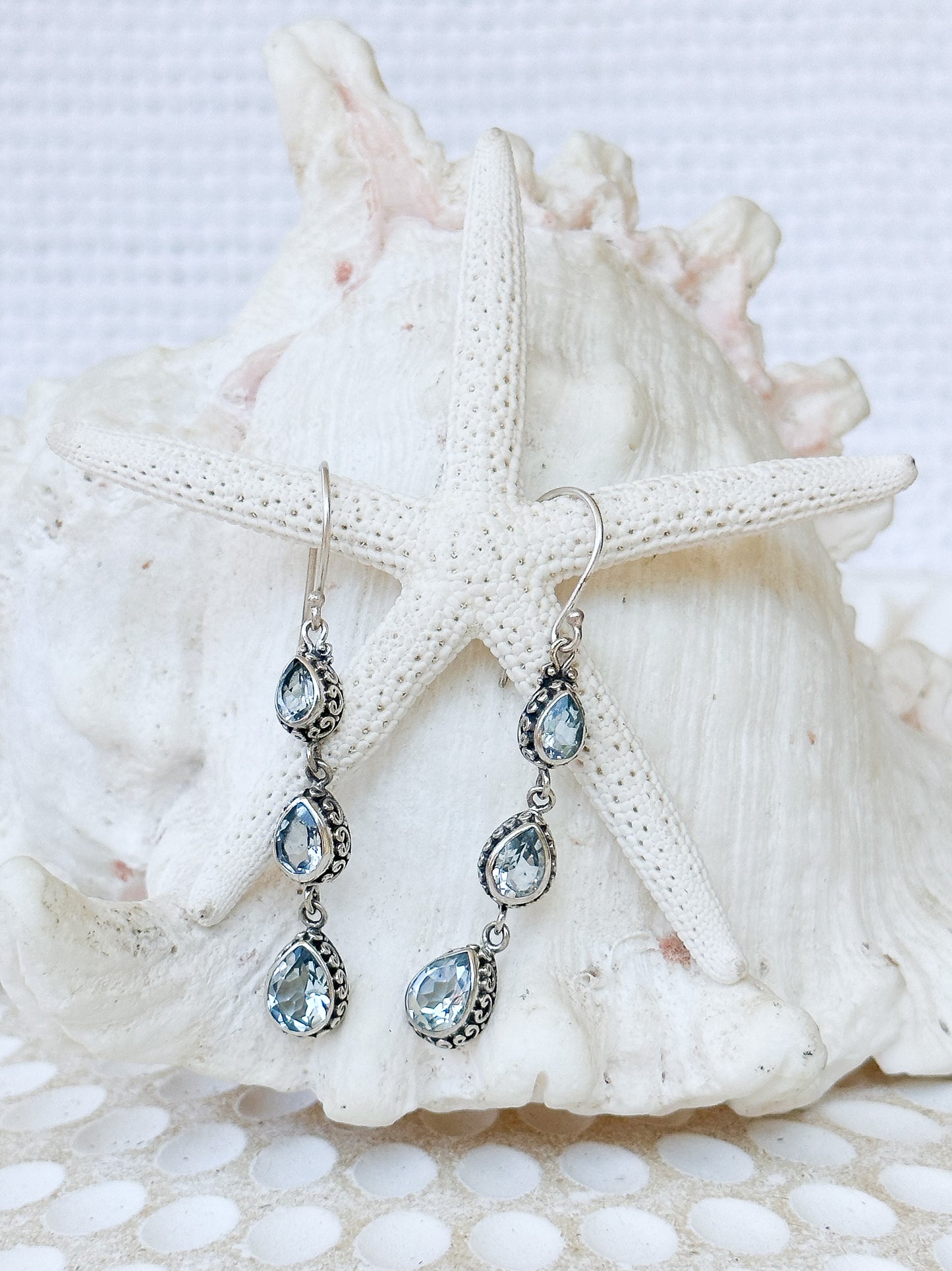 Sterling Silver & Blue Topaz Dias Earrings